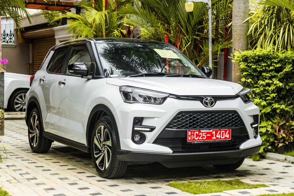 Toyota Raize Z 2025 White Exterior Front View