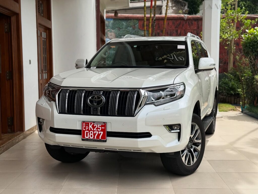 Toyota Land Cruiser Prado 150 Chrome – White Pearl 2.7L Petrol 7-Seater SUV with Sunroof