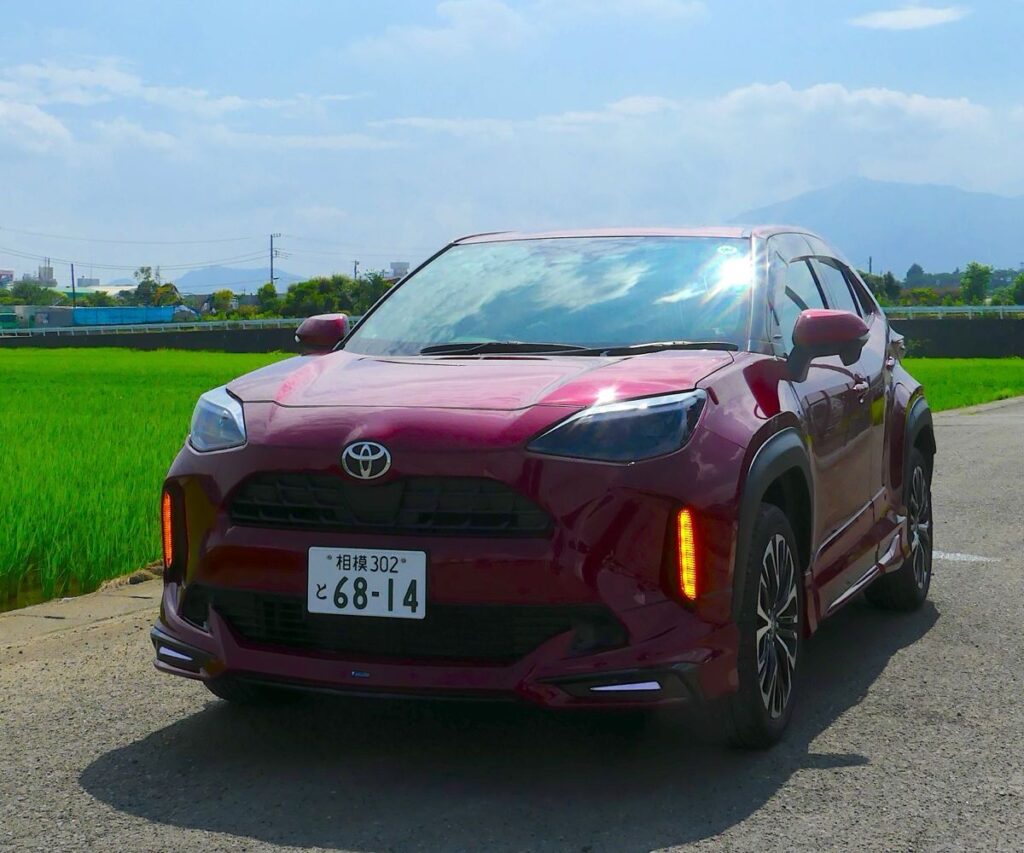 Toyota Yaris Cross Hybrid G 2024 Red Exterior
