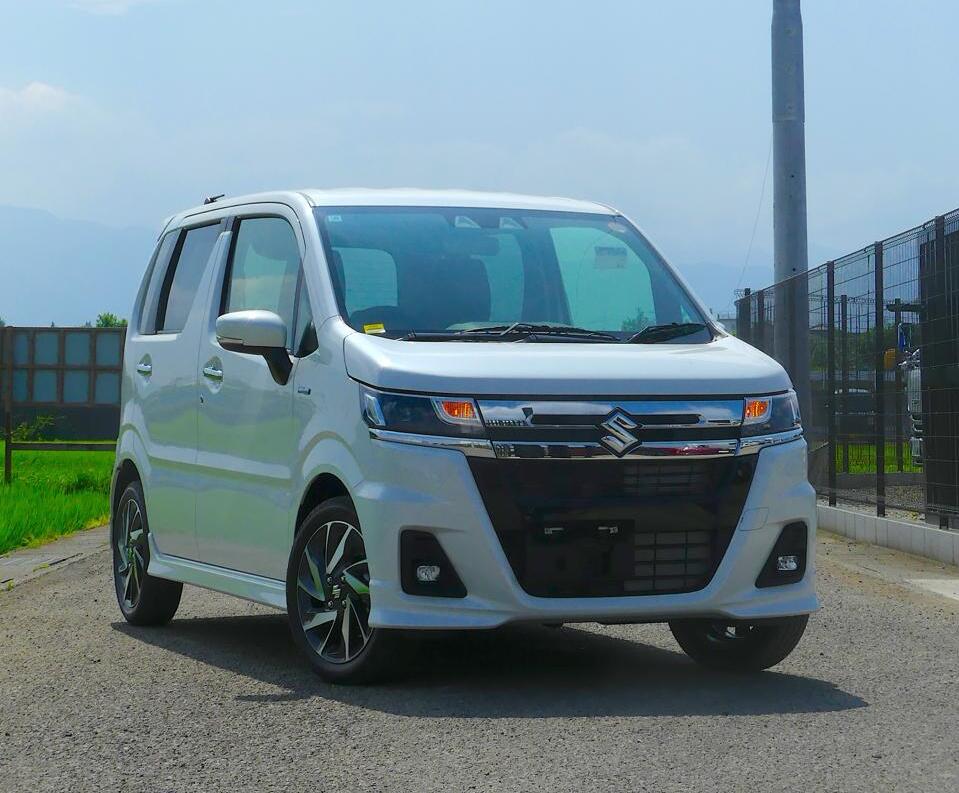 Suzuki Wagon R Custom Z 2025 Pearl White Exterior